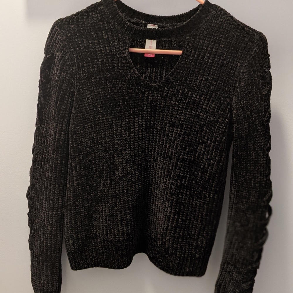 Black knit sweater